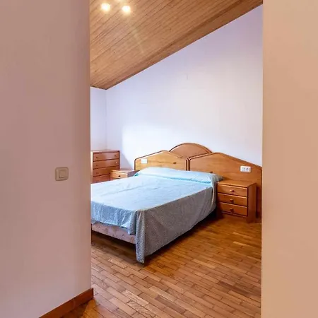 Can Casadevall Casa Rural A Los Pies De Los Pirineos Dom wakacyjny